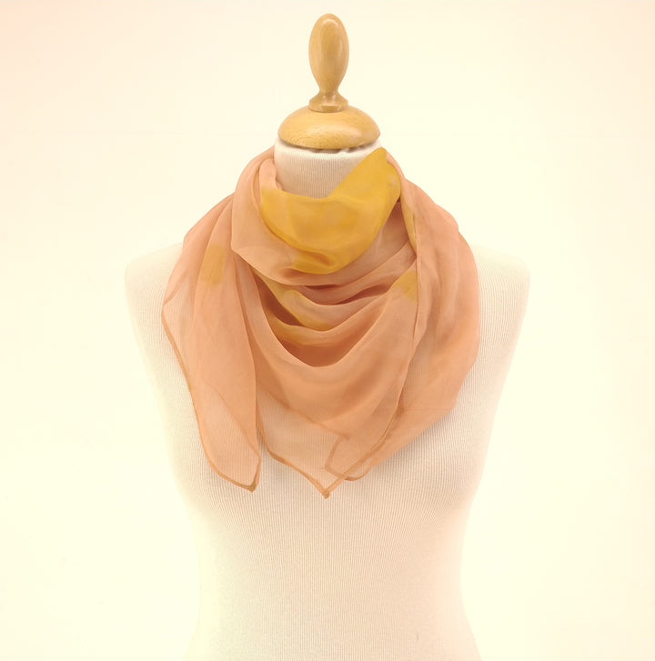 foulard en soie orange te jaune